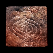 แผ่นทองแดงจารยันต์ ฦา ( นะ ฦาชา ) หลวงพ่อชาญณรงค์ อภิชิโต