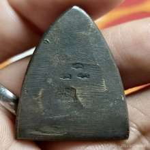 หลวงปู่ทวด เตารีดพิมพ์ใหญ่ ปี 2505 วัดคอกหมู) โค๊ดหมู 3ตัว