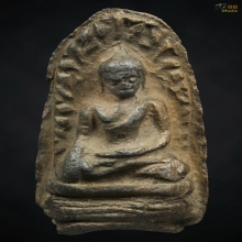 พระรอดมหาวัน พิมพ์ใหญ่ เนื้อเขียวหินครก