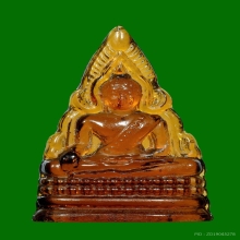 หลวงพ่อพระพุทธชินราช เนื้อแก้วสีเหลืองน้ำผึ้ง ปี2493