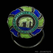 กระดุมช้างพระราชทานล้อมกงจักร เนื้อเงินลงยา สมัยร.5 