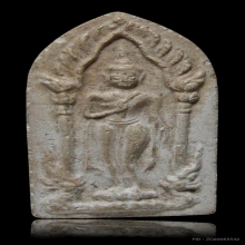 พระลีลาประทานพร หลวงปู่เหรียญ วัดหนองบัว