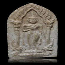 พระลีลาประทานพร หลวงปู่เหรียญ วัดหนองบัว