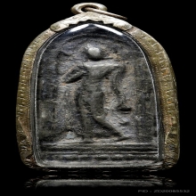 พระลีลาบัวสองชั้น กรุวัดพระศรีฯ สุโขทัย เนื้อชินเงิน 