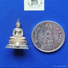 พระชัยวัฒน์ พุทธสิหิงค์ ภ.ป.ร. ปี 42 เนื้อเงิน 