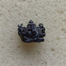 พระพิฆเนศจิ๋ว หลวงปู่หงษ์ วัดเพชรบุรี ปี 2553 