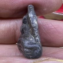 พระเนื้อตะกั่วพิมพ์พระคง พ่อเนียม วัดน้อย เก่ามากแห้งย่น