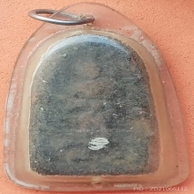 พระปางลีลาเนื้อดินเลี่ยมกรอบเก่า