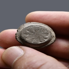 หลวงพ่อเนียม วัดน้อย พิมพ์งบน้ำอ้อยเนื้อดินสองหน้า