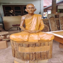 หลวงพ่อกวย เคารพ รัก ศรัทธา ด้วยหัวใจที่บูชาครูอาจารย์