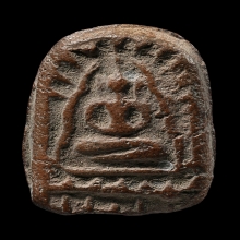 พระหลวงพ่อเพิ่ม วัดอุทยาน พิมพ์เล็บมือ