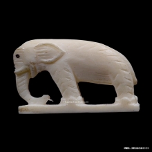 ช้างงาแกะวัดโพธิสัมพันธ์ ปลุกเสกโดยหลวงปู่ทิม วัดละหารไร่