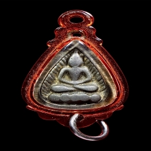 พระกลีบบัว หลวงปู่บุญ เนื้อขี้เขาเป้า  วัดกลางบางแก้ว