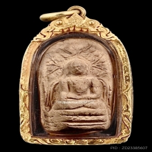 พระคง สภาพสวยมาก มีหน้ามีตา พร้อมเลี่ยมทองหนา