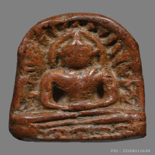 พระซุ้มกอพิมพ์ใหญ่มีลายกนก