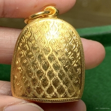 ลป.ทวดรุ่นแรกเนื้อว่าน2497 พระรอดใหญ่ พร้อมตลับเพชรแท้