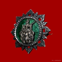 เข็มกลัดเนื้อเงินลงยา สมเด็จพระนเรศวรทรงช้างยุทธหัตถี ปี2507