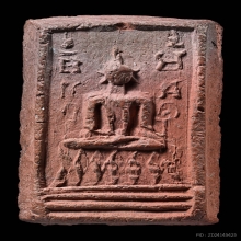 B.ลพ.พ่วง วัดกก พิมพ์สดุ้งกลับ เนื้อดิน ปี2473 หายาก