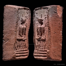 B.ลพ.พ่วง วัดกก พิมพ์สดุ้งกลับ เนื้อดิน ปี2473 หายาก