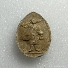 พระสิวลีหลวงปู่โต๊ะ พิมพ์รูปไข่  เนื้อผงเกสร พ.ศ. 2521