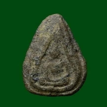 พระพิจิตรเม็ดข้าวเม่า พิมพ์เกศตรง เนื้อดิน กรุวัดพระศรีฯ