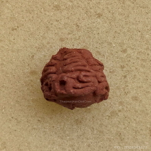 ลูกอมเนื้อผงผสมชานหมาก หลวงปู่หงษ์ วัดเพชรบุรี ปี 54