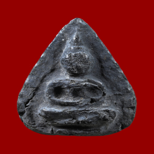 พระมหาว่านดำ อาจารย์เอียด วัดเขาอ้อ ปี 2483 พิมพ์เล็ก แขนขีด