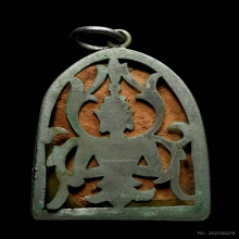 พระขุนไกร เนื้อดิน กรุวัดพระรูป เลี่ยมนาคกรอบแปะตั๊งฉลุลาย