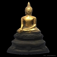 พระบูชา องค์พระบุทอง ฐานไม้บุเงิน เดิมๆครับ