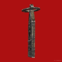 เหรียญเจ้าพ่อเสือ เสาร์ชิงช้า เนื้อเงิน รุ่นแรก ปี 2493 