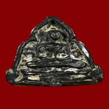 พระชัยวัฒน์สามเหลี่ยม วัดราชบพิธฯ ปี ๒๔๖๖