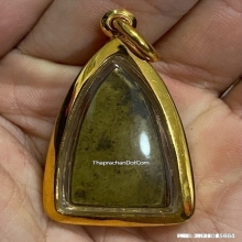 หลวงปู่ทวด วัดช้างให้ หลังเตารีด อาปาเช่แข้งขีด ปี2505