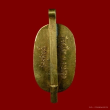 เหรียญพระลีลาหลังแหนบ กรรมการกะไหล่ทอง รุ่นแรก วัดจุฬามณี 