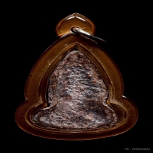 พระร่วงนั่ง กรุวัดพระศรี ฯ จ.ลพบุรี เนื้อสนิมแดง