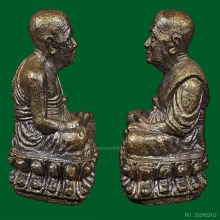 รูปหล่อทูลเกล้าปี 30 จมูกโด่ง ผิวขึ้นน้ำทองทั้งองค์+กล่อง