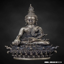 พระกริ่งพระพุทธประทานยศบารมี เนื้อเงิน พิมพ์ใหญ่ อ.เฉลิมชัย