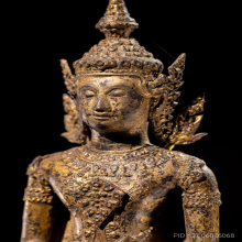 พระบูชายุครัตนโกสินทร์ปางอุ้มบาตร