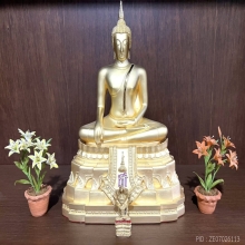 พระพุทธสุวรรณมหาปฏิมากร เรซิ่นหุ้มทองคำ