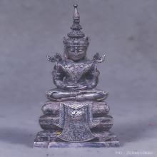 พระแก้วมรกต รุ่นคุ้มเกล้า รพ.ภูมิพล เนื้อเงิน
