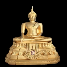 พระพุทธสุวรรณมหาปฏิมากร เรซิ่นหุ้มทองคำ