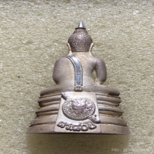 พระพุทธโสธร รุ่น๘๐ปี กรมตำรวจ เนื้อเงิน