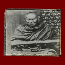 รูปอัดกระจก สมเด็จ(โต)หลวงปู่นาค วัดระฆัง กรุงเทพฯ พ.ศ. 2495
