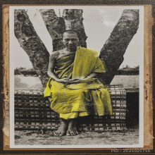 รูปถ่ายระบายสีเก่า รูปนาคสามเศียร ปี 2495 หลวงพ่อเกษม เขมโก