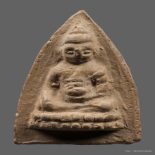 พระพุทโธน้อย พิมพ์เล็กหน้าตุ๊กตาแขนตุ่ม รุ่นแรก (พ.ศ. 2494)