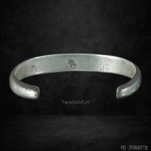 กำไลข้อมือ เนื้อเงิน รุ่นเสาร์๕ มหาเศรษฐี ปี 2543