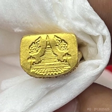 พระทองคำ.พระรอดหลวงรุ่นปลียอดฉัตรพระธาตุเจ้าหริภุญชัยปี2558