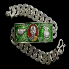 เลสใส่ข้อมือหลวงพ่อคูณรุ่นแรกของหลวงพ่อคูณ ปี 2557
