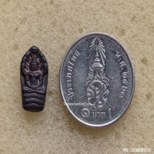 พระปรกใบมะขาม วัดสุทัศน์ รุ่นรัชมังคลาภิเษก ปี 31 เนื้อนวะ
