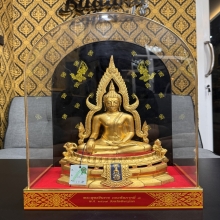 พระพุทธชินราช ภปร. กองทัพภาคที่3 ในหลวงเสด็จทรงเททอง ปี2517 
