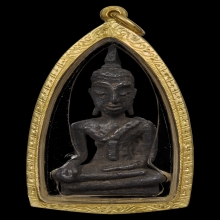 พระเงินนั่งลอยองค์ ศิลปะนครฯ